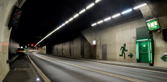 Autobahn A4 (Winterthur–Schaffhausen): Der Fäsenstaubtunnel unterquert die Stadt Schaffhausen.