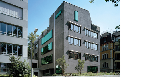Mehrfamilienhaus B35, Zürich: Strassenansicht