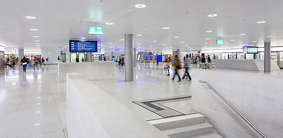 Sieger «Grund-, Tief- und Infrastrukturbau» und gleichzeitig Gesamtsieger: Durchmesserlinie Zürich, Bahnhof Löwenstrasse. Ingenieurgemeinschaft ZALO, Pöyry Schweiz AG, Zürich und Basler &amp; Hofmann.