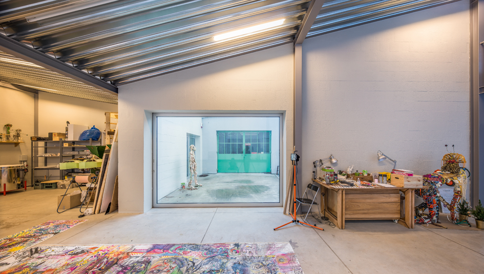 Innenansicht: Atelier zum Hof.