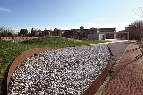 Vista dall'esterno. (Foto: Cristian Guizzo)
