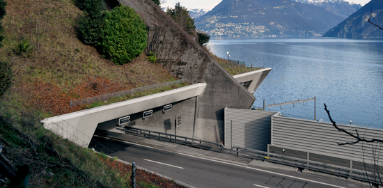 Rino Tami, autostrada A2, portale della galleria a Melide, 1967. (Foto: Paolo Fumagalli)