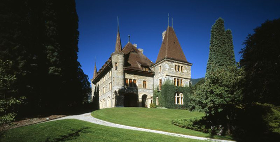 Das Schloss Mercier im gleichnamigen Park in Siders