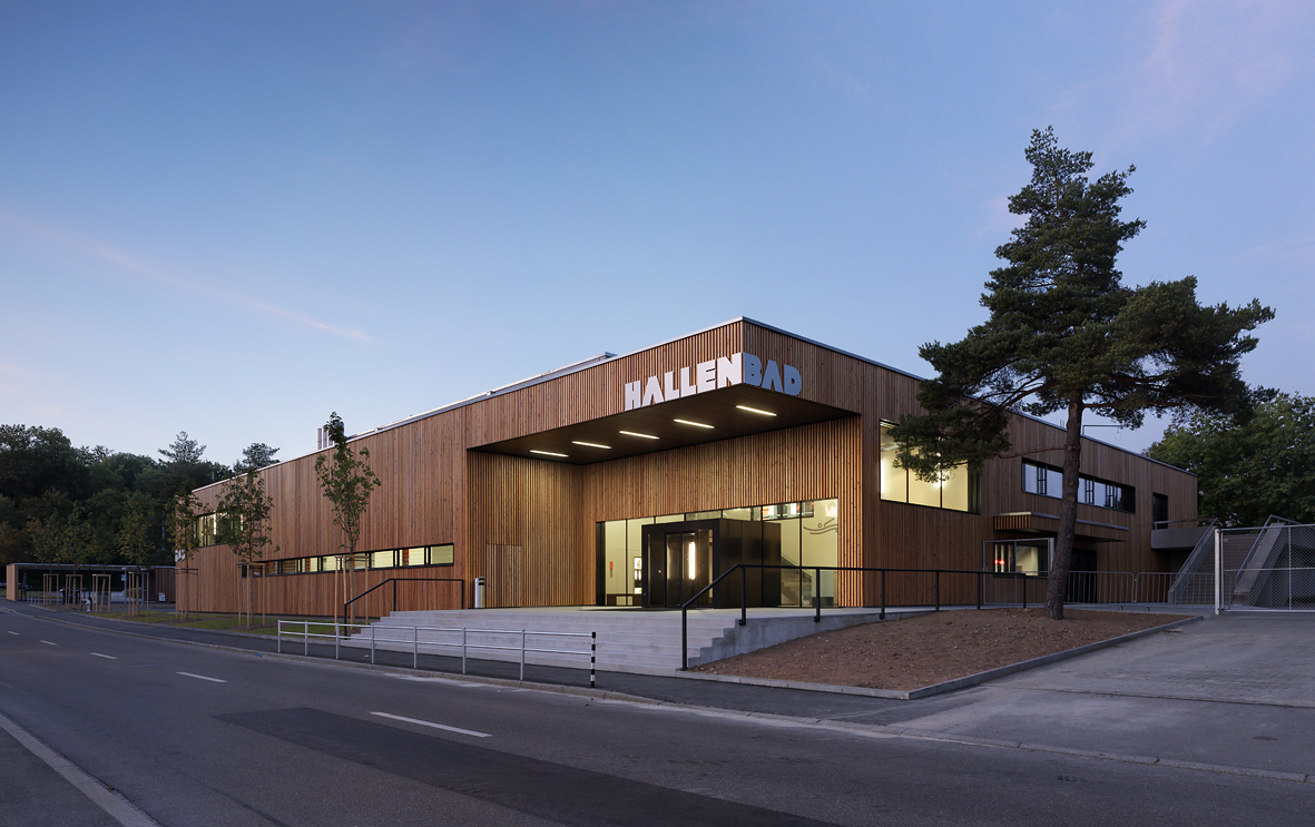 Der neue Eingangsbereich des Hallenbads Weyermannshaus