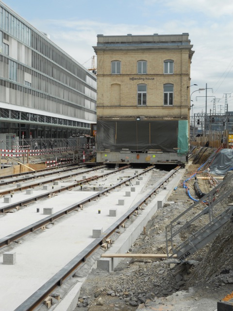 Westfassade_18. Mai 2012