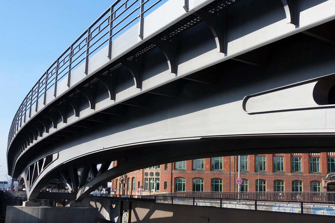 Stahlviadukt Binnenhafenbrücke, Hamburg (D)