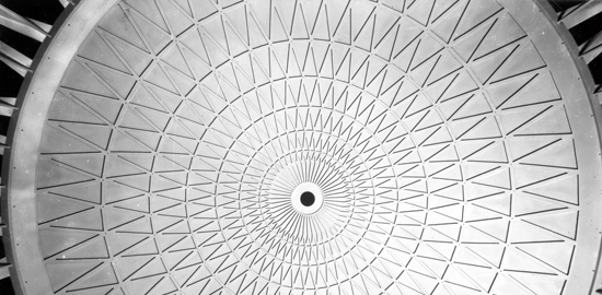 Modell der Arena von Norfolk (Virginia) aus Kunstharz im Mst. 1:50, getestet am Istituto Sperimentale Modelli e Strutture ­(ISMES) in ­Bergamo, 1967.