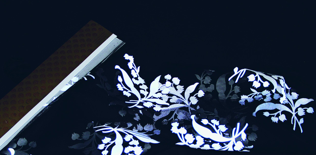 Nomination aus dem Bereich «Textile»: Slow Light, Jakob Schlaepfer, Martin Leuthold &amp; Team