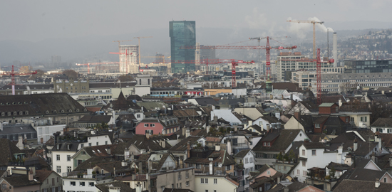 «Jüngste Entwicklungen in der Standplanung und -entwicklung deuten darauf hin, dass die Stadt Zürich konserviert und nur kontrolliert mit neuen Menschen oder Ideen versorgt werden soll» schreibt Joëlle Zimmerli in der Einleitung zur Studie. (Foto: Mirjam
