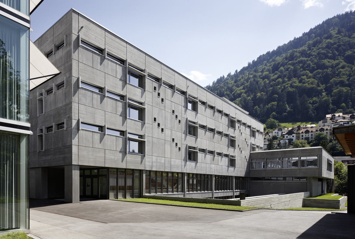 Auszeichnung: Bündner Kantonsschule, Haus Cleric, Gesamtsanierung, in Chur von Pablo Horváth, Chur, 2011/12 (Bild: Ralph Feiner, Malans)