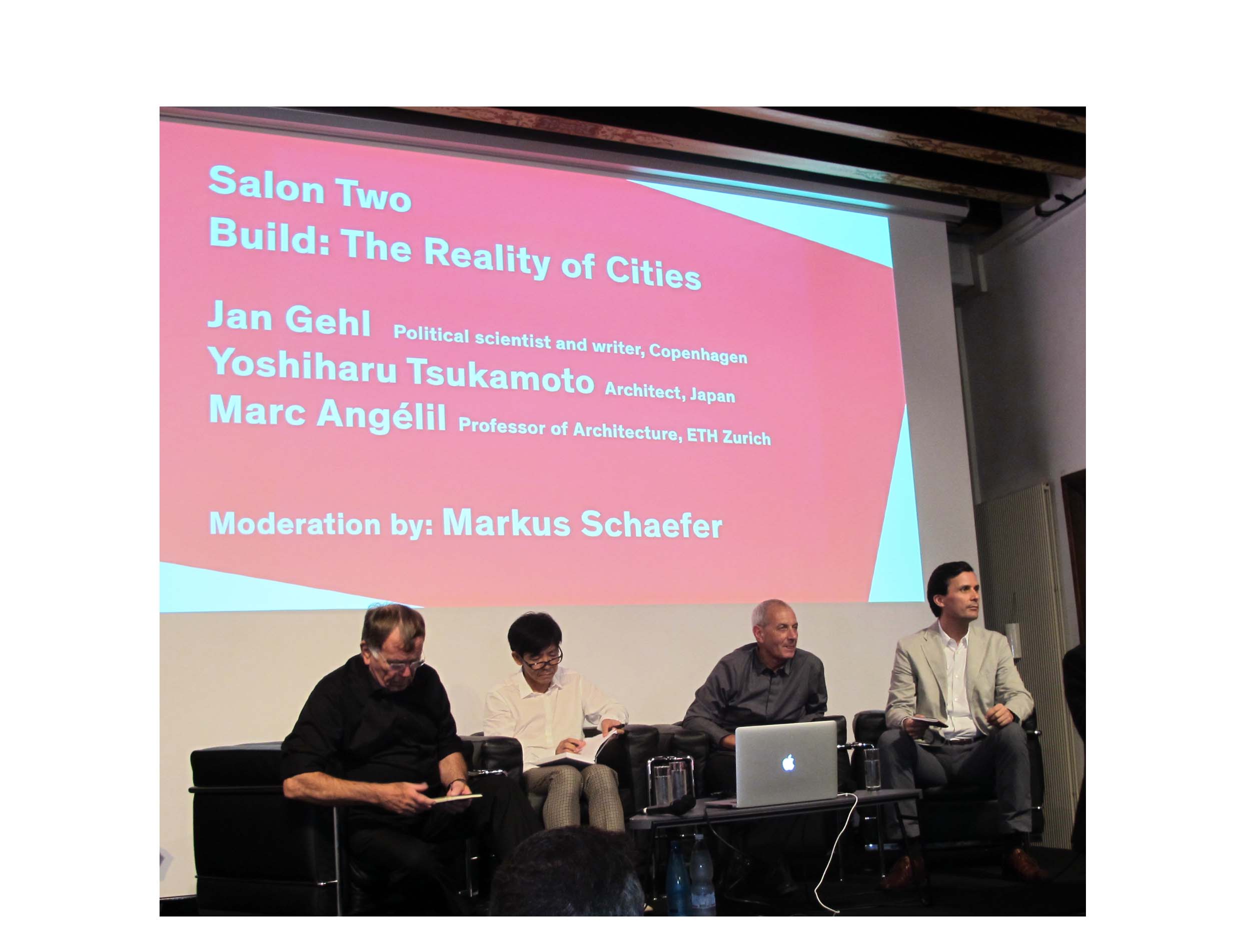2. Salon in Venedig, Collateral event der Architekturbiennale 2014: Jan Kehl, Yoshiharu Tsukamoto, Marc Angélil (Teilnehmer von links nach rechts), Markus Schaefer (Moderator) (Foto: Laura Ceriolo)