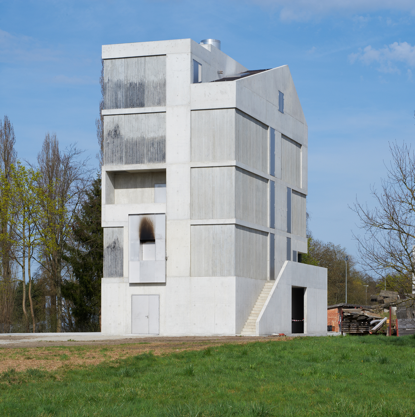 Staufer &amp; Hasler, Brandhaus Zürich-Opfikon, Baujahr 2011, Betonbau.