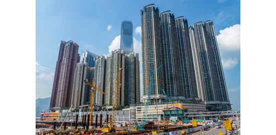 Himmelstrebendes Hongkong: Hochhaustürme brauchen viel Betriebsenergie.