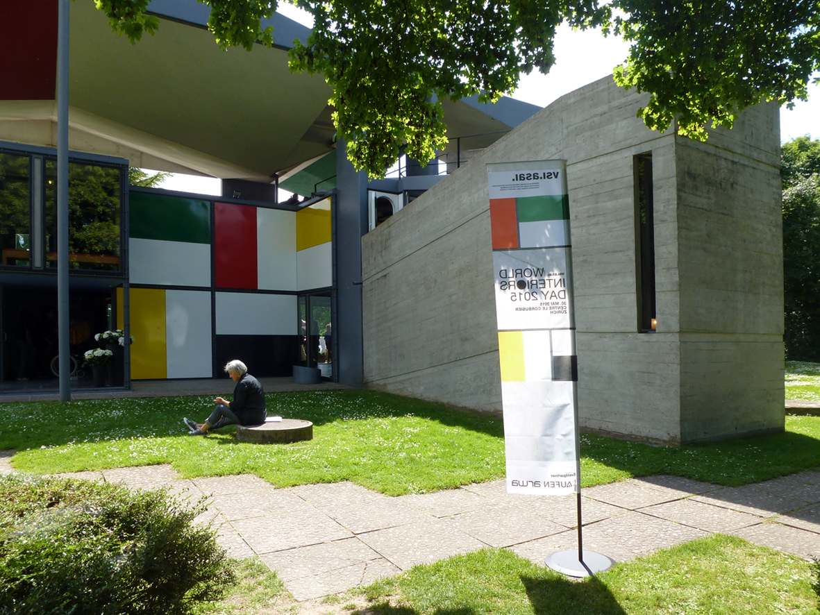 Äusserer Zugangsbereich des Centre Le Corbusier/Museum Heidi Weber auf der Zürcher Blatterwiese.