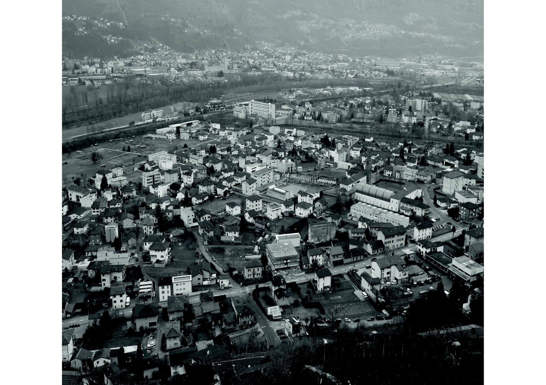Panorama die Monte Carasso TI (Foto: Stefano Milan, 2002)