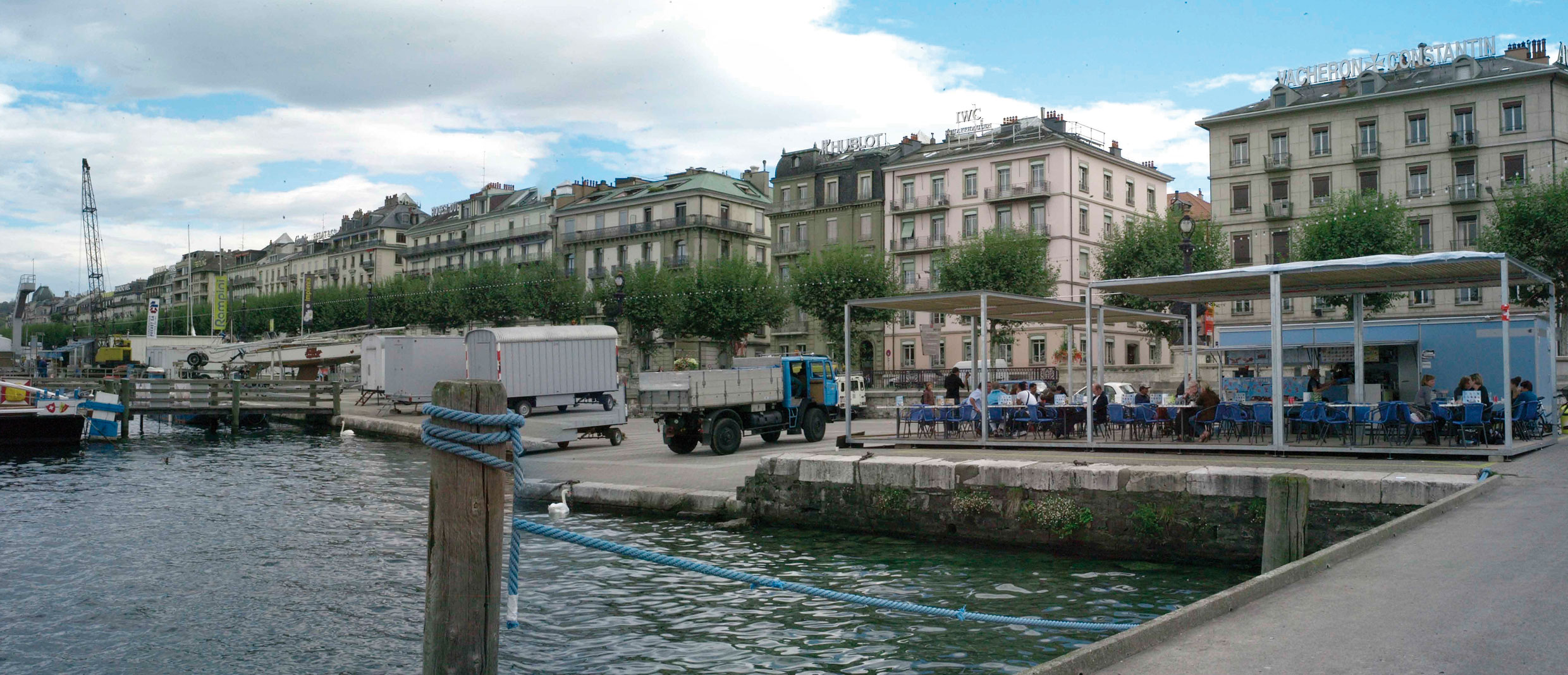 Vues du quai marchand des Eaux-Vives, état actuel