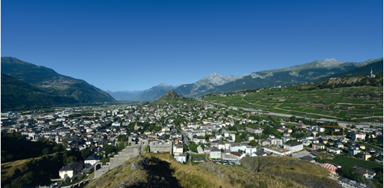 Vue sur la ville de Sion depuis Tourbillon