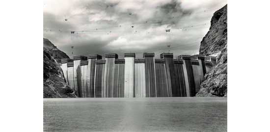 Construction du barrage dans les années 1950