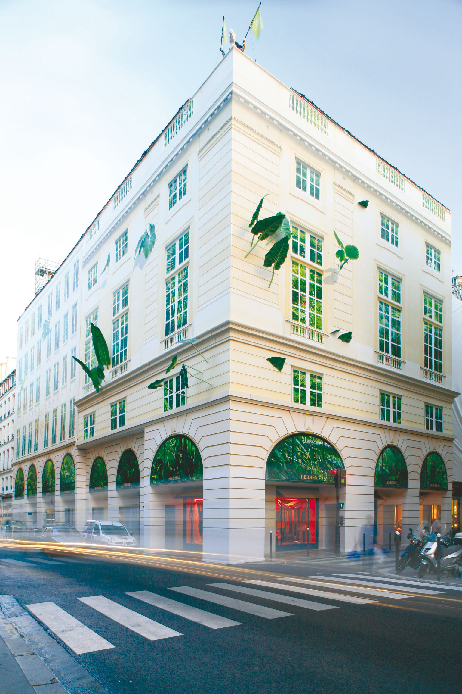 Mise en scène Hermès, rue du Faubourg Saint-Honoré, Paris