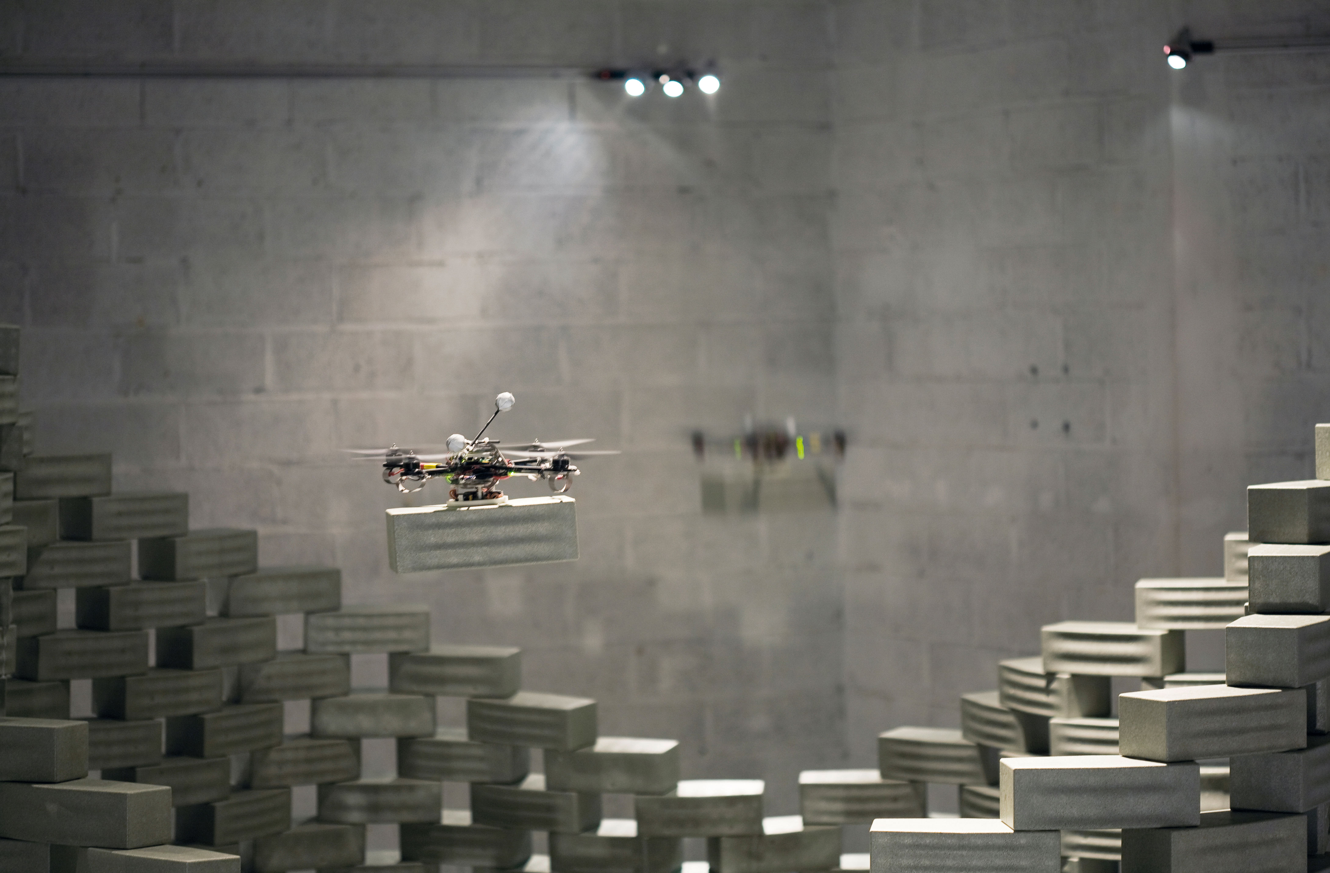 Flight Assembled Architecture, Gramazio &amp; Kohler et Raffaello D’Andrea en collaboration avec l’ETH Zurich