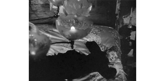 Image tirée du film "Gaslight", réalisé par George Cukor en 1944
