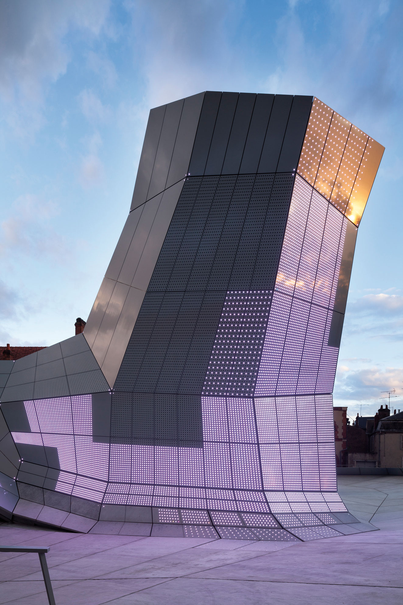 Les Turbulences - Frac Centre, Jakob + MacFarlane