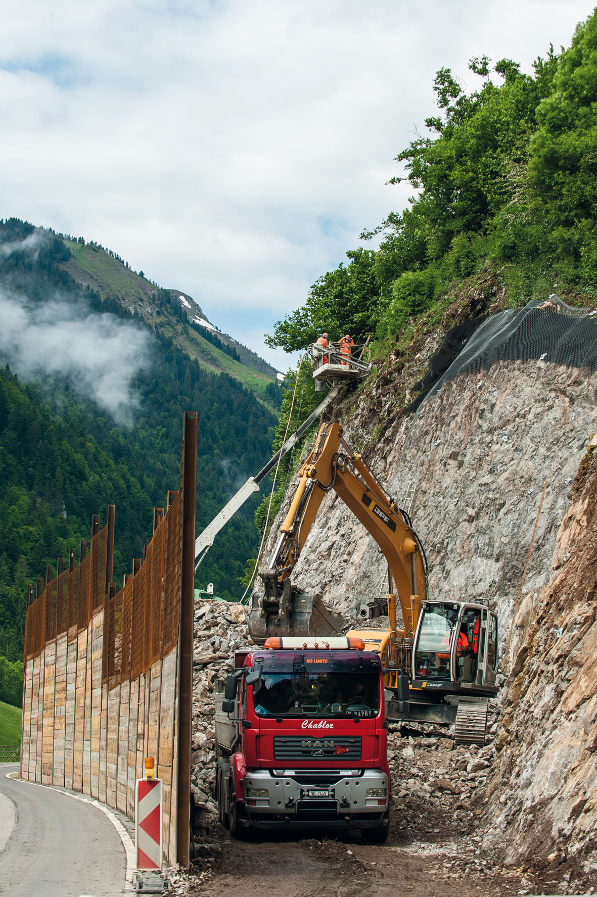 Talus en rocher vers la culée est