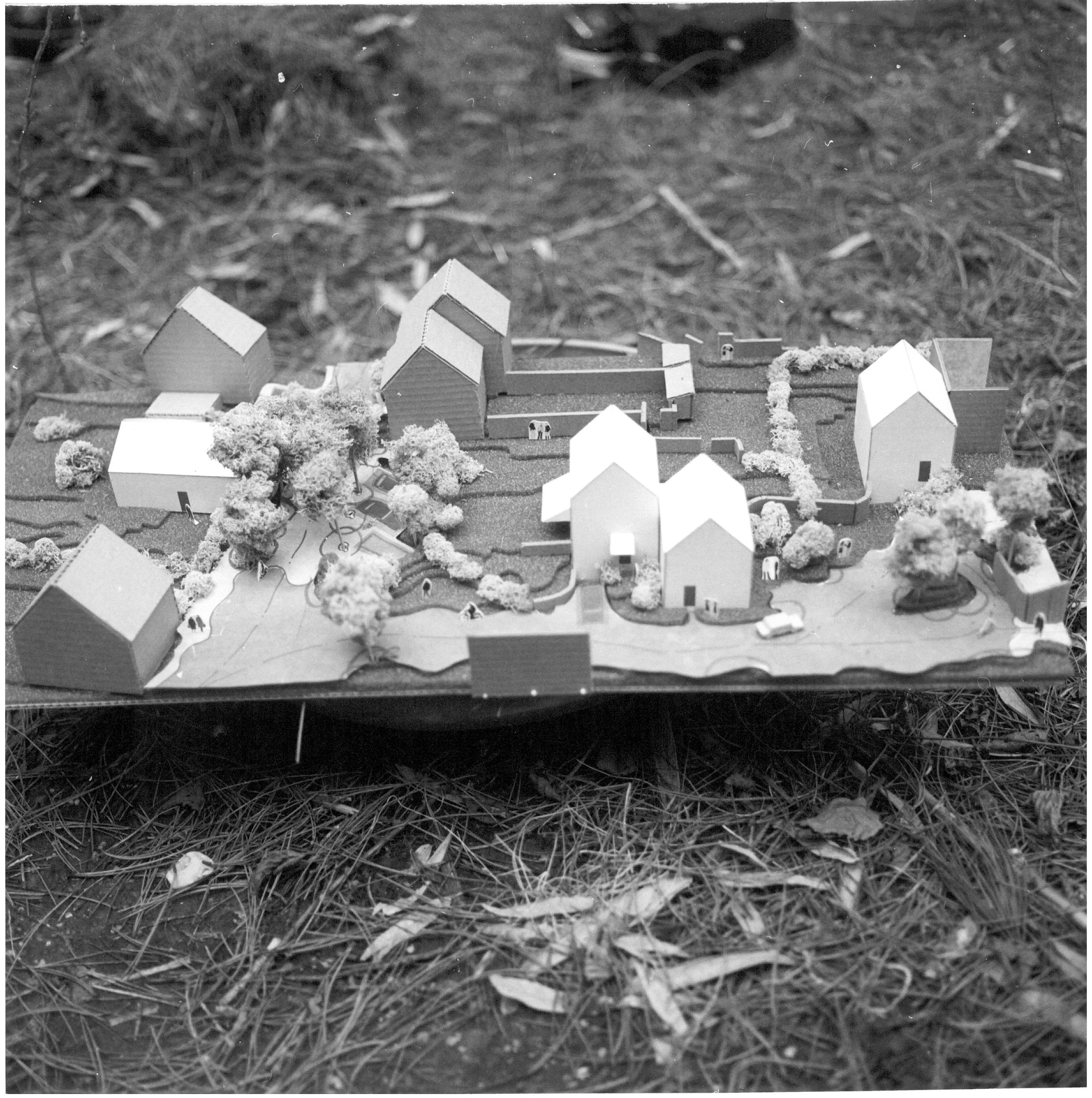 Maquette des Vignes Blanches, logements Cergy-Pontoise (� Lucien Kroll)