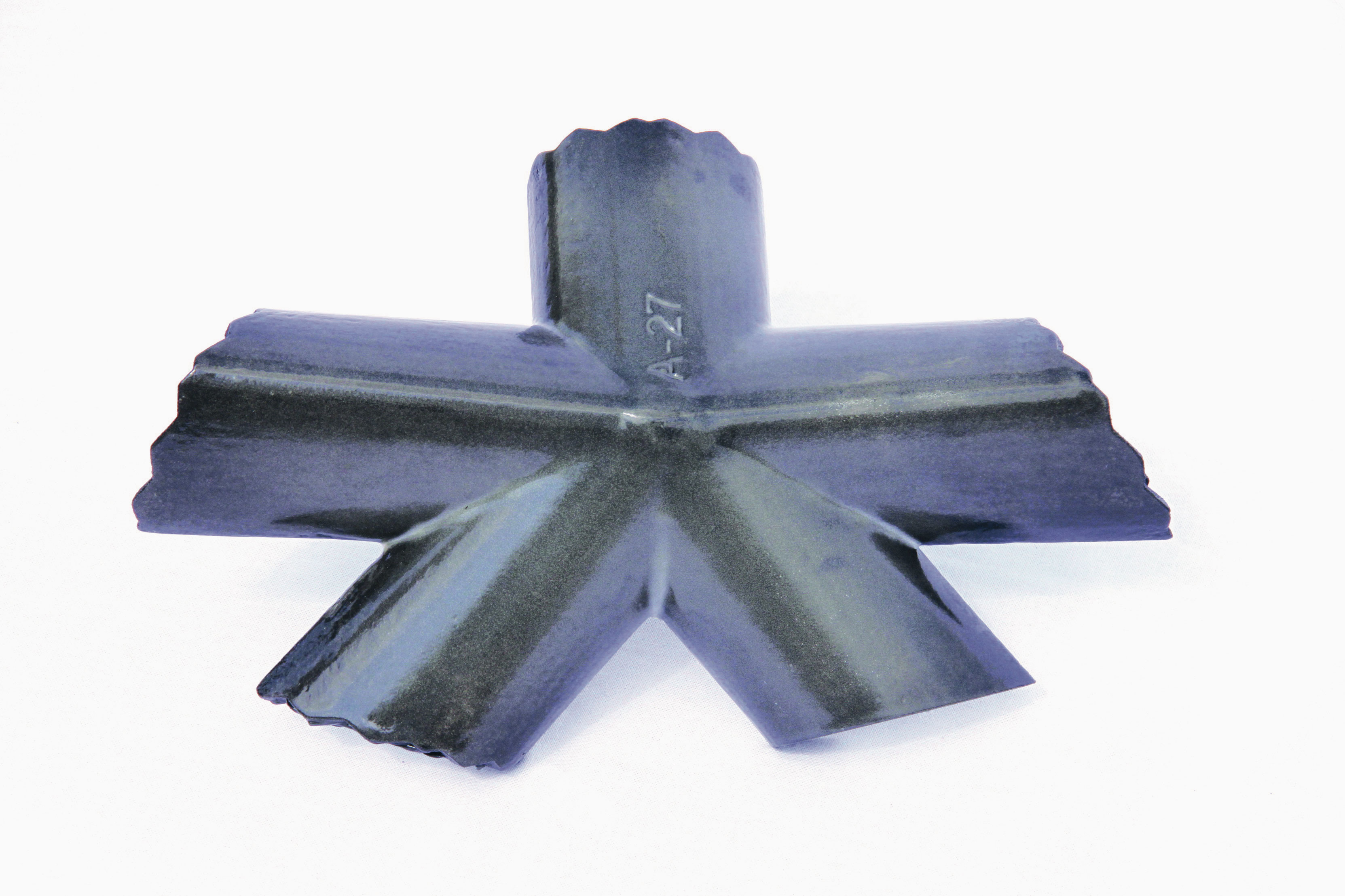 Les moules pour recevoir le BFUP (en noir) ont été réalisés grâce à des imprimantes 3D