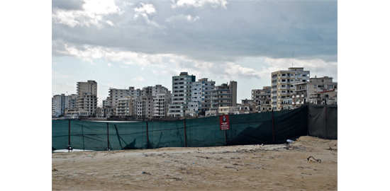 Varosha, quartier fantôme de la ville ­chypriote de Famagouste, inhabité depuis la partition de l’île en 1974