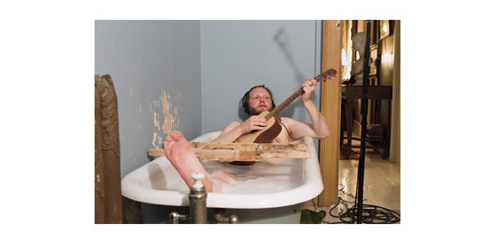Ragnar Kjartansson, The Visitors, 2012