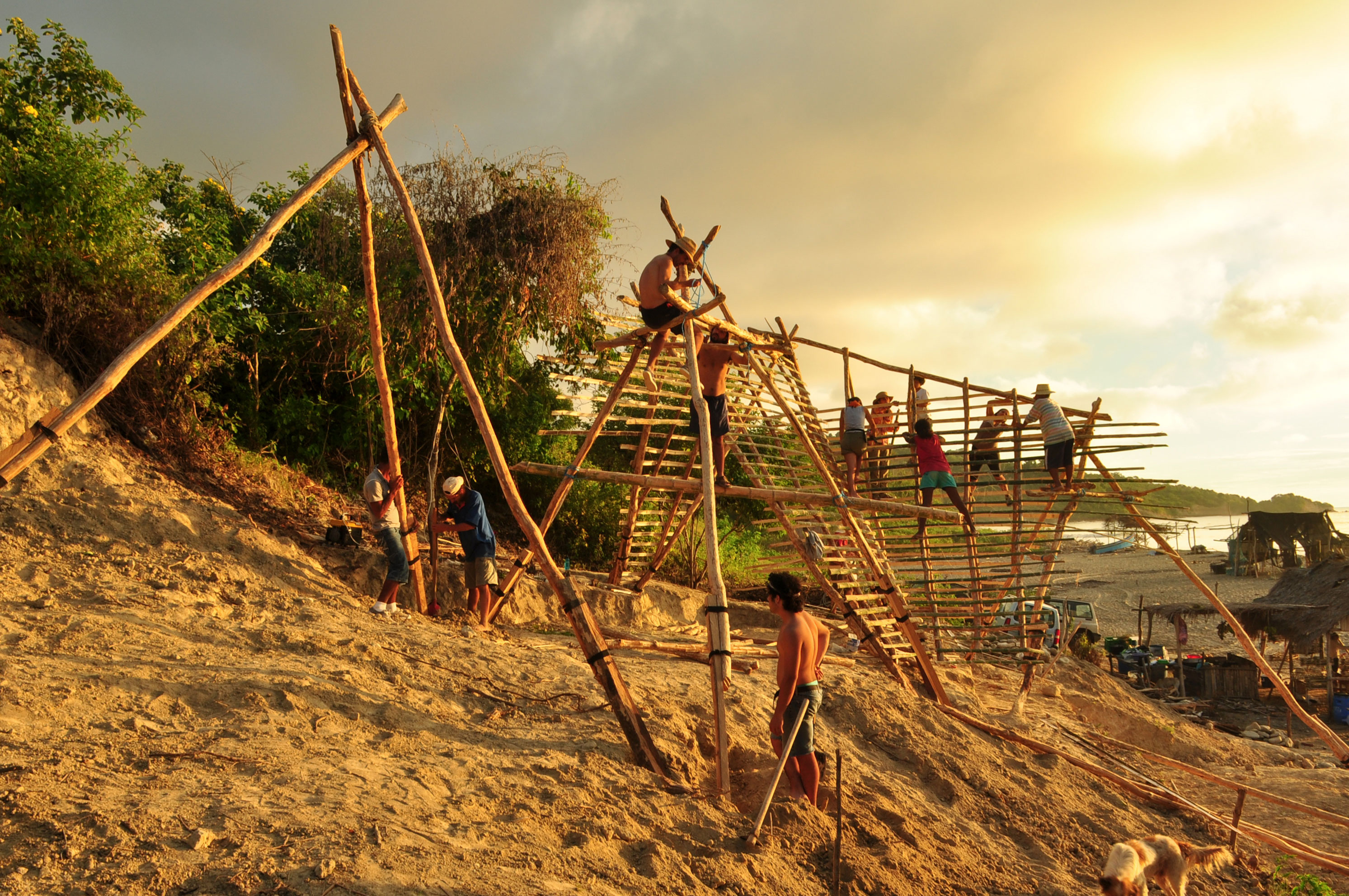 AL BORDE, Espereanza School Dos, Manabí, Equateur, 2011
