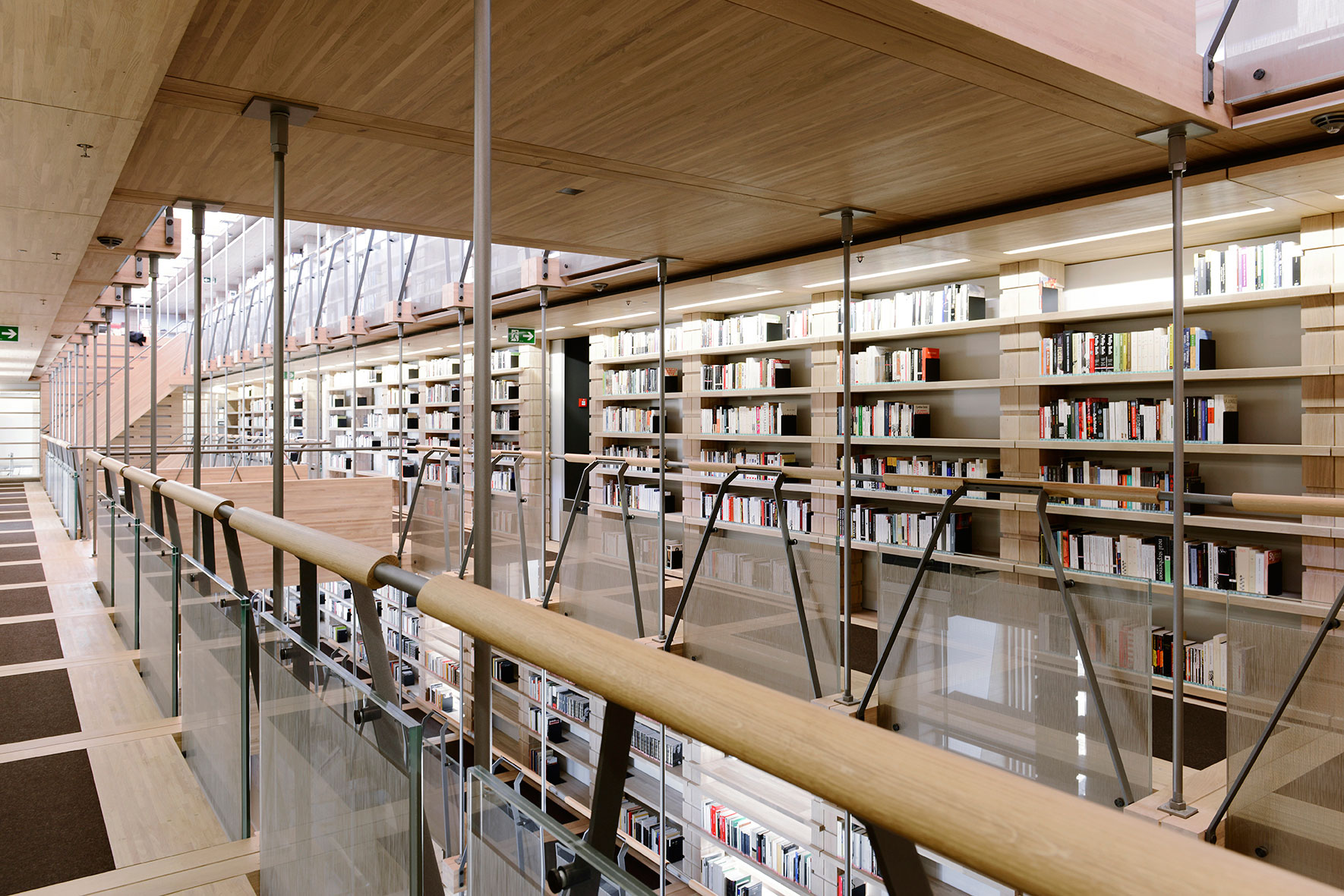 La bibliothèque (Fondation Jan Michalski)