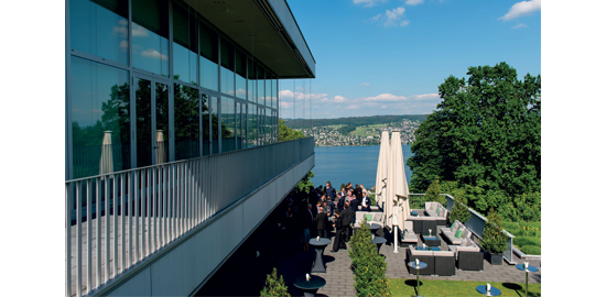 Think tank au bord du lac?: l’Institut Gottlieb Duttweiler à Rüschlikon ZH